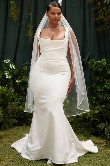 bryllup emilie off white sateng havfrue brudekjole House of CB J6RL1141