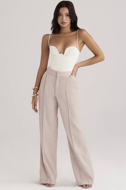 klær alivia beige bukse med løs passform House of CB J6RL926