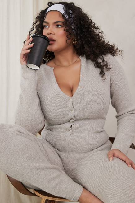 klær tiggy opal marl loungewear jumpsuit House of CB J6RL1056