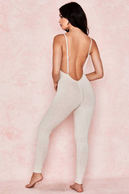 klær zahara milk marl jumpsuit med lav rygg House of CB J6RL1064