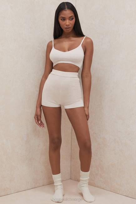 klær elijah krem ​​fluffy strikke shorts med høy midje House of CB J6RL988