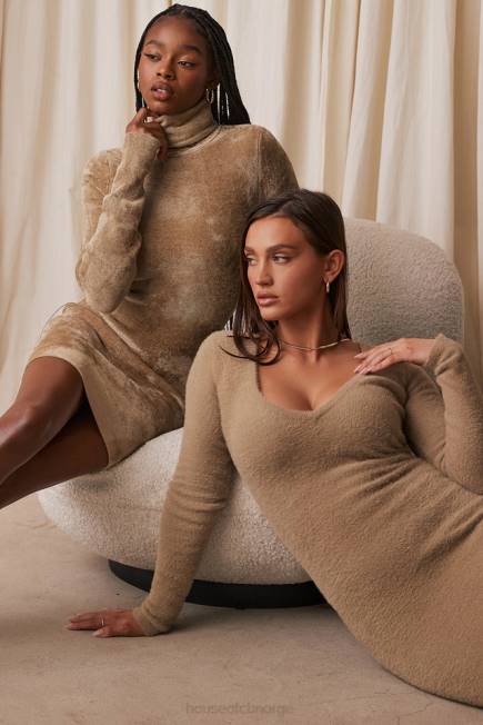 klær lucille camel fuzzy maxi kjole House of CB J6RL312