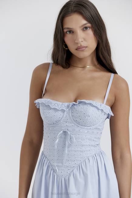 klær jaime myk blå broderie anglais midi sundress House of CB J6RL213