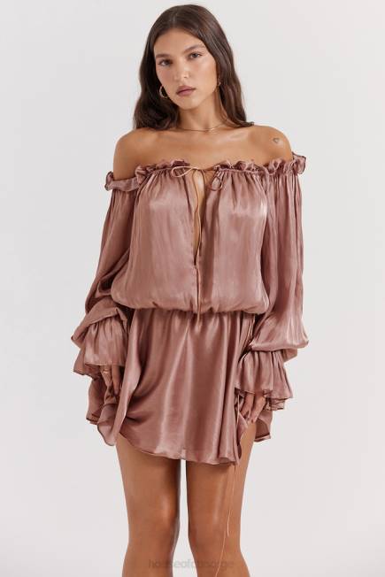 klær chaya hasselnøtt off shoulder kjole House of CB J6RL177