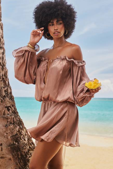 klær chaya hasselnøtt off shoulder kjole House of CB J6RL177