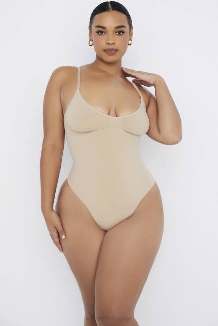 klær sculpting hel kort bodysuit mandel House of CB J6RL1274