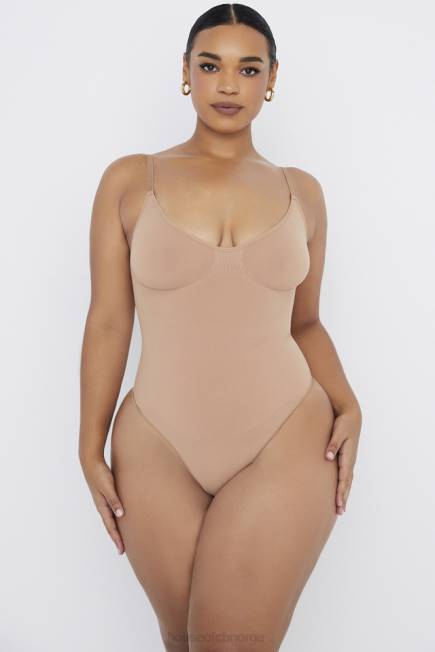 klær sculpting string bodysuit cafe au lait House of CB J6RL1265
