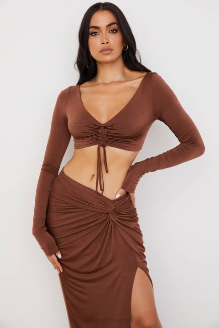 klær angelita sjokolade samlet crop top House of CB J6RL749