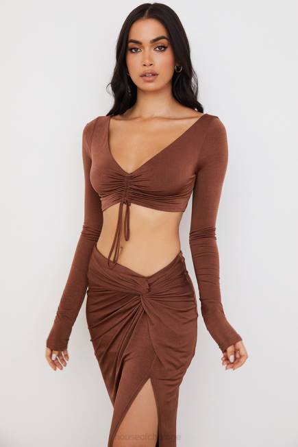 klær angelita sjokolade samlet crop top House of CB J6RL749