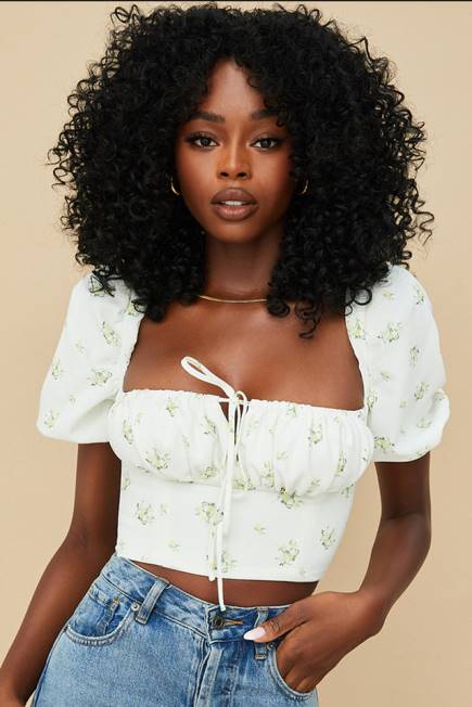 klær arianna ivory floral puffermet cropped topp House of CB J6RL742