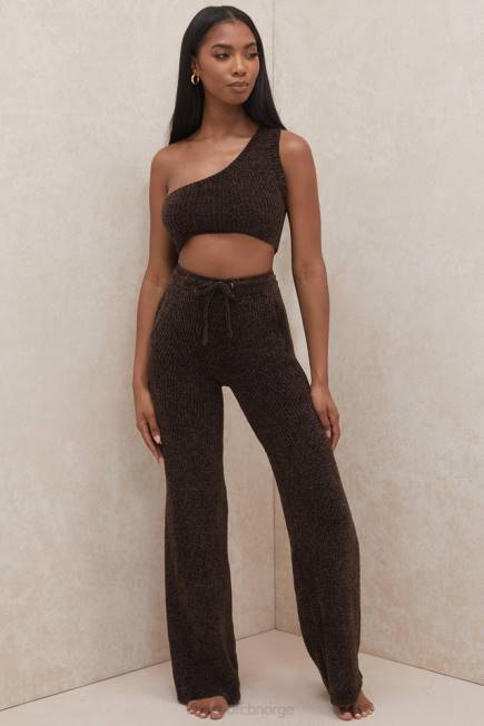 klær charlie sjokolade chenille en skulder crop top House of CB J6RL782
