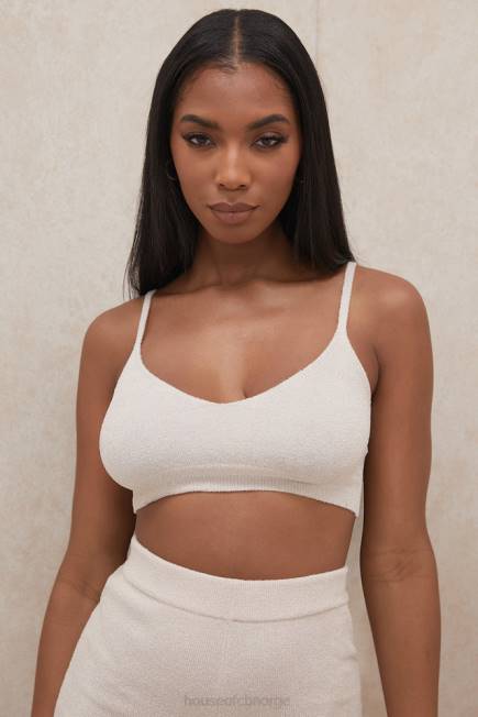 klær lorna krem ​​fluffy strikket crop top House of CB J6RL779