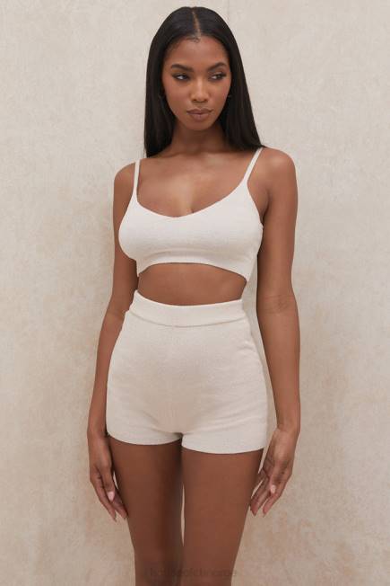 klær lorna krem ​​fluffy strikket crop top House of CB J6RL779