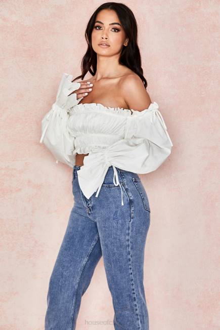 klær tula hvit rynket off shoulder topp House of CB J6RL808