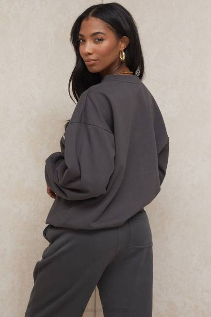 klær tommy charcoal oversized genser med rund hals House of CB J6RL801