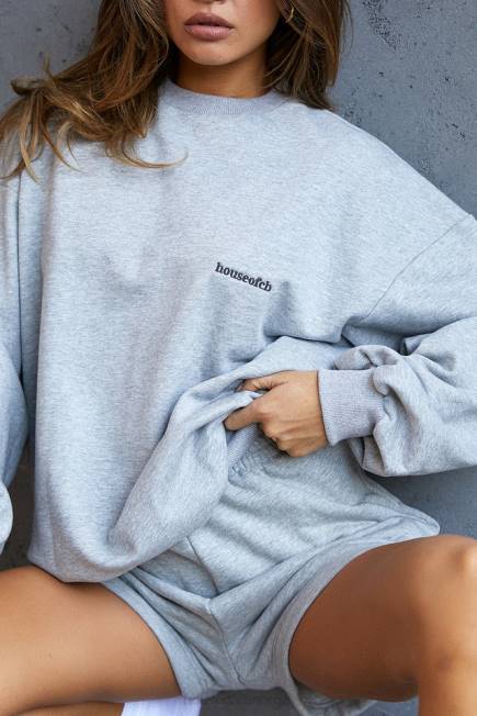 klær tommy grey oversized genser med rund hals House of CB J6RL803