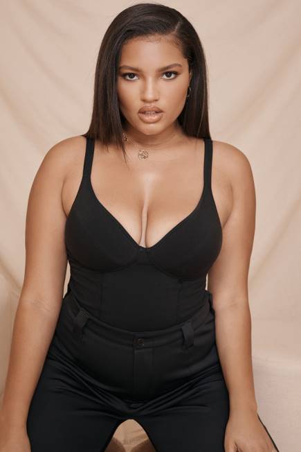 klær imani black merg bodysuit i myk jersey House of CB J6RL811
