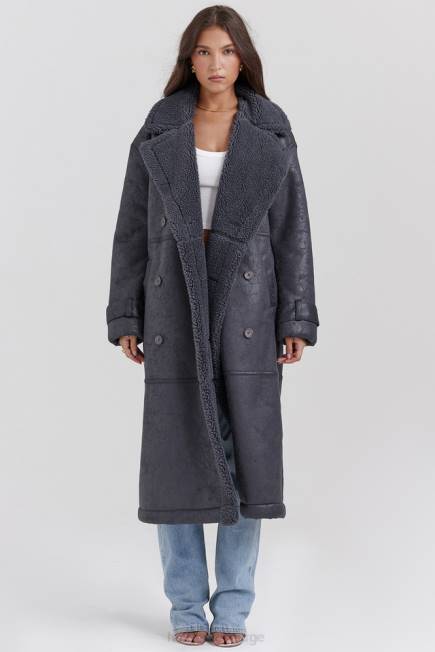 klær deiji grå vegansk shearling frakk House of CB J6RL1024