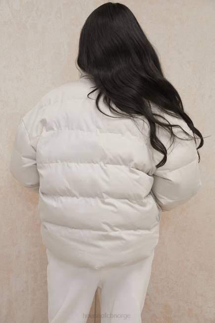 klær hero elfenben oversized pufferjakke i c-form House of CB J6RL1046