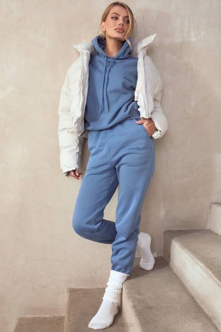 klær hero elfenben oversized pufferjakke i c-form House of CB J6RL1046